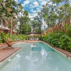**** Apart-hotel Watal México