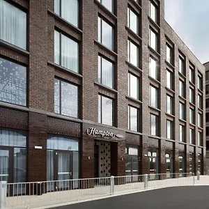 Hampton By Hilton Docklands *** London