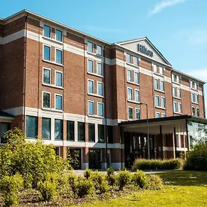 מלון Hilton London Heathrow Airport Terminal 5, הית'רו