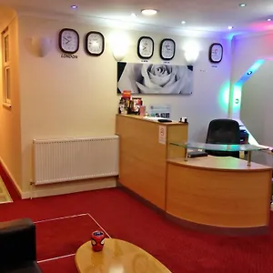 2* Hotell View - Road Market
