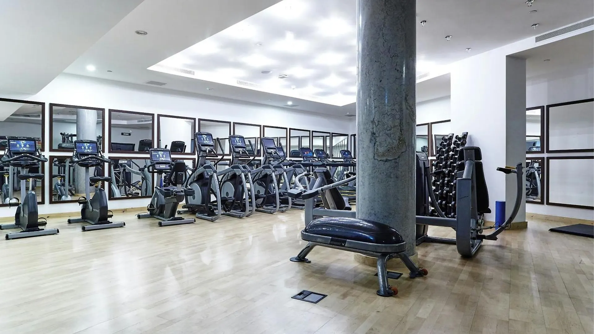 Montcalm East, Autograph Collection Hotel London