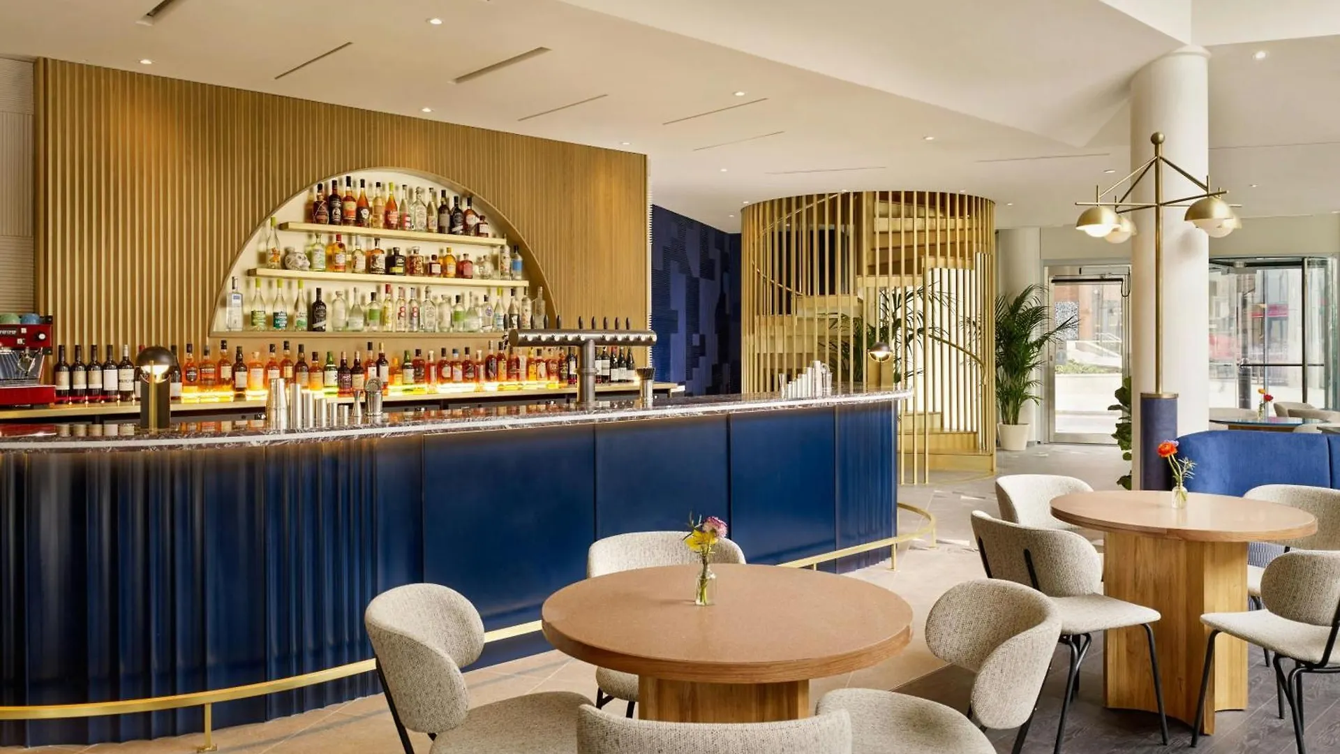 Montcalm East, Autograph Collection Hotel Londres