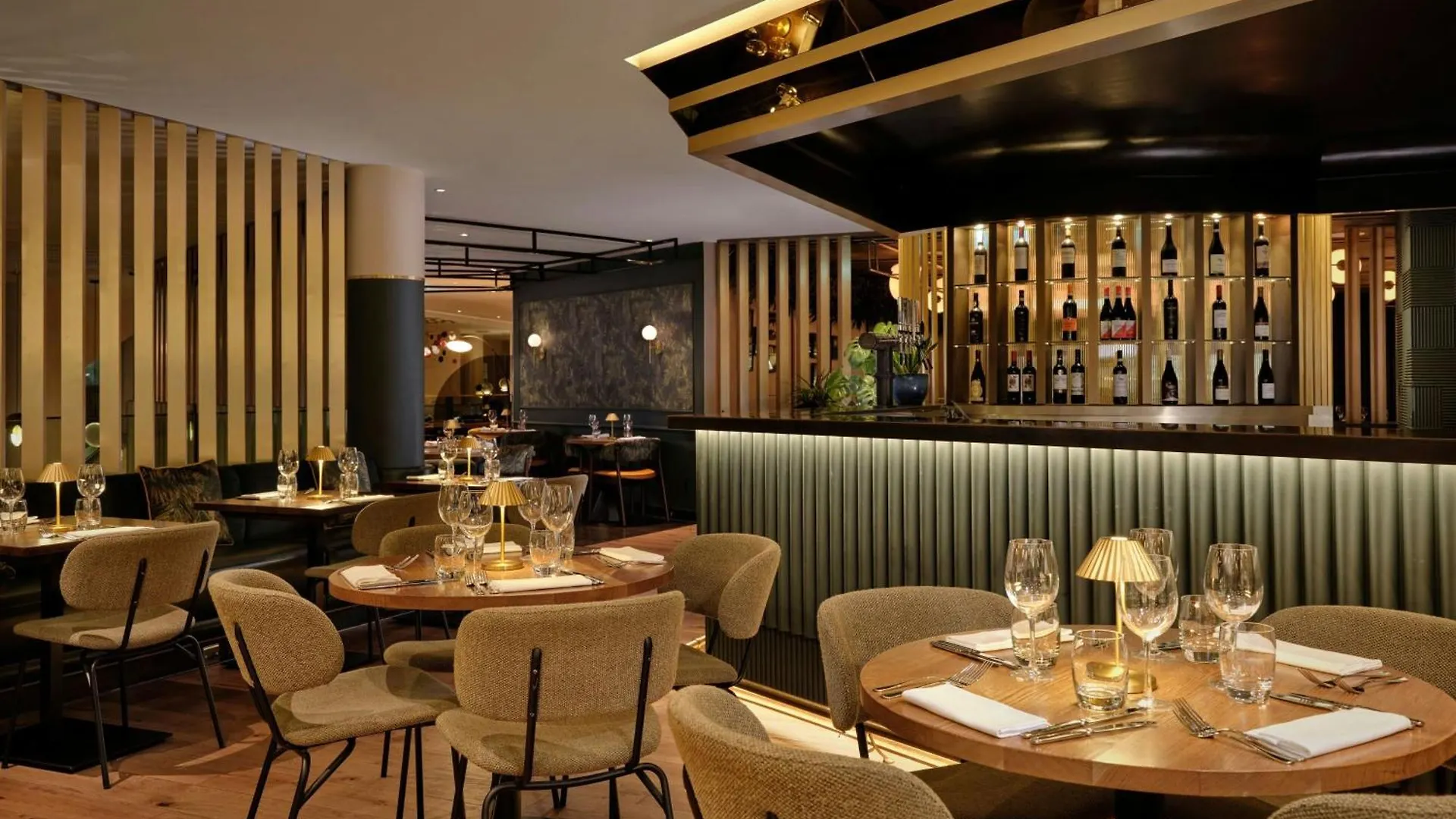 Montcalm East, Autograph Collection Hotel Londres