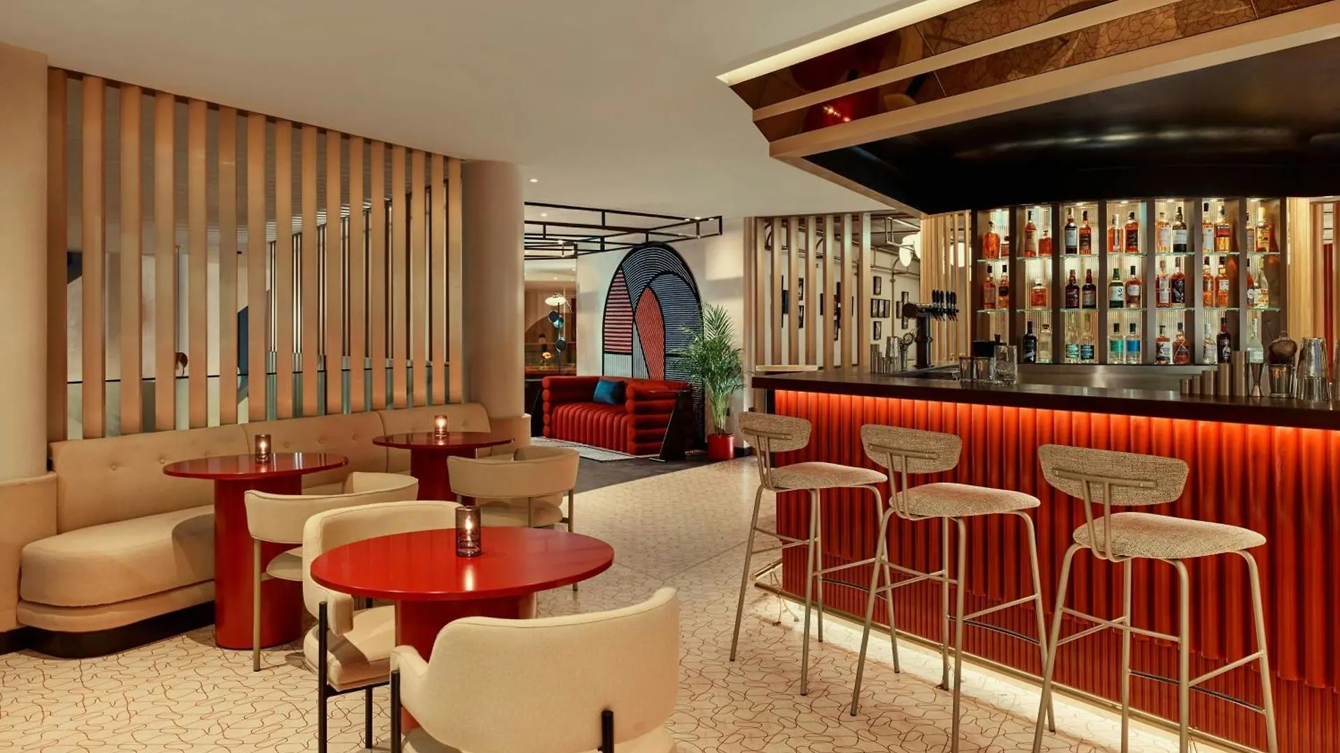 Montcalm East, Autograph Collection Hotel Londres 5*,