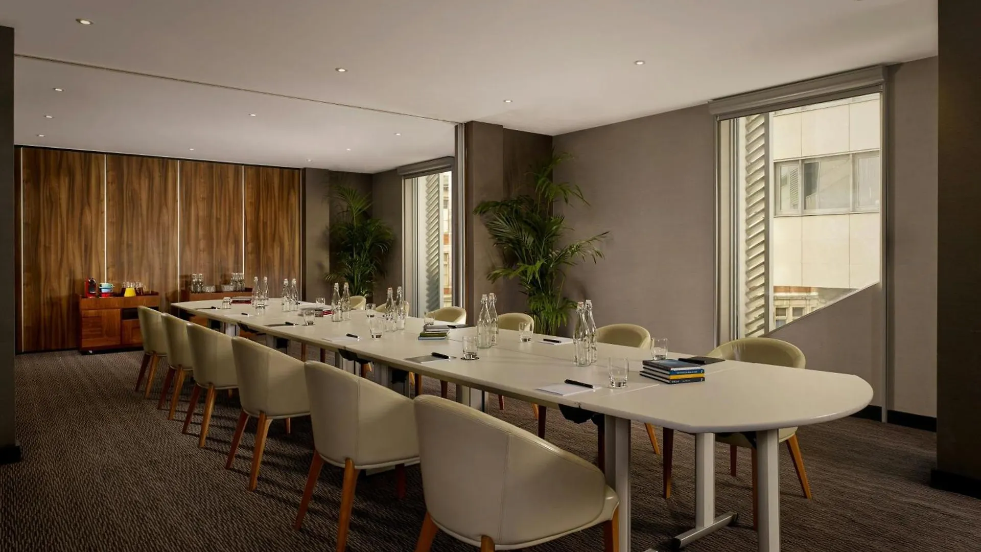 Montcalm East, Autograph Collection Hotel Londres