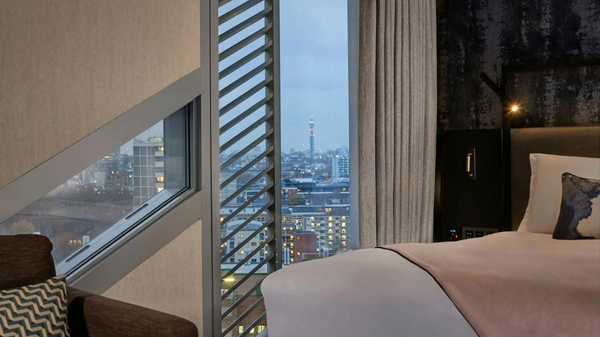 Montcalm East, Autograph Collection Hotel Londres